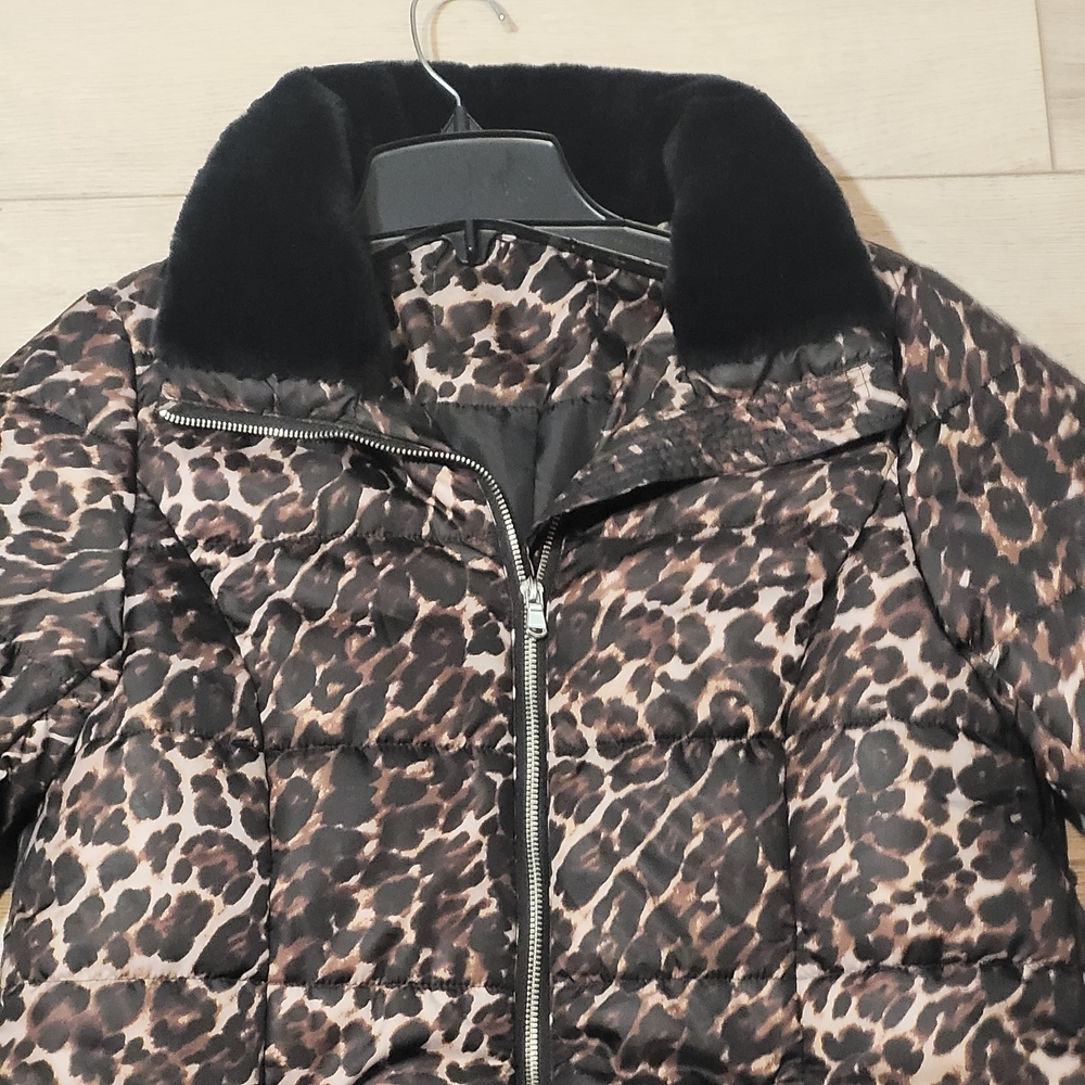 Vera Moda Puffer Jacket With Faux Fur - Picture 2 of 10